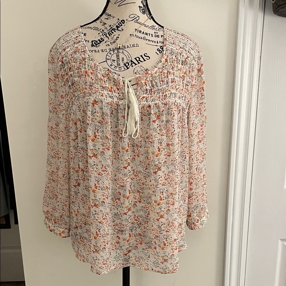 💗Vince Camuto Multicolor Floral Blouse